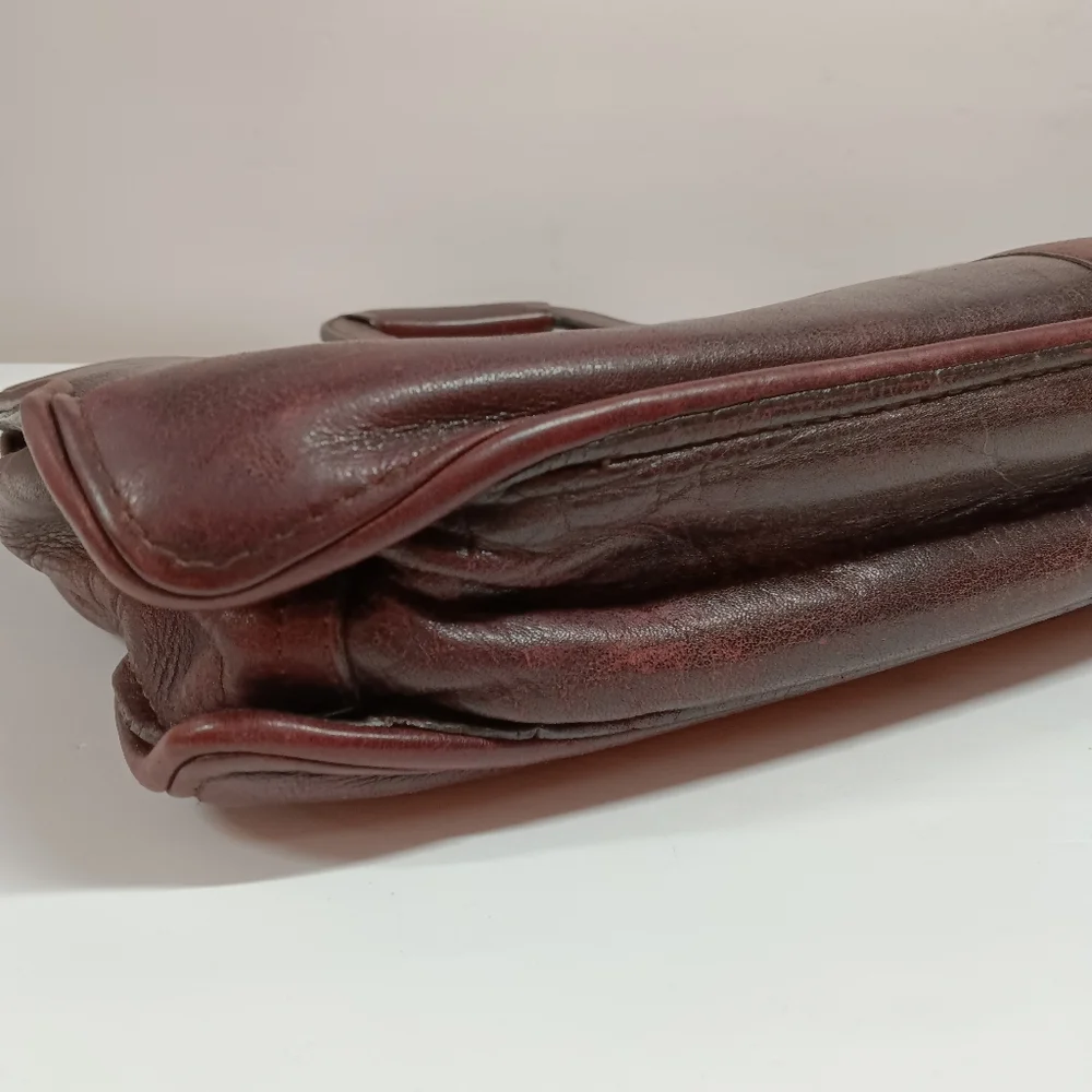 USA Genuine Leather Distressed Portfolio Briefcase Attache' Vintage